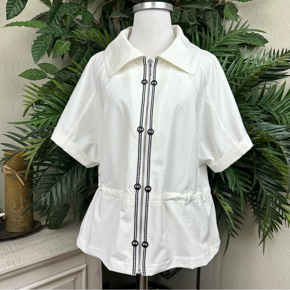 CHICOS ZENERGY - 1 Short Sleeve Zipup Collared Hidden Elastic Tie Waist Jacket